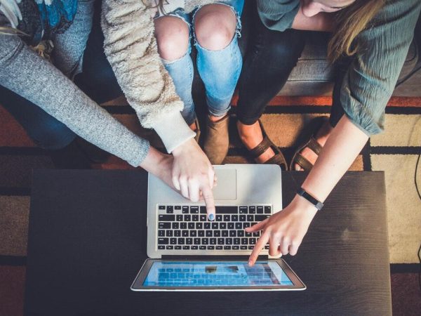 ways to leverage retargeting services