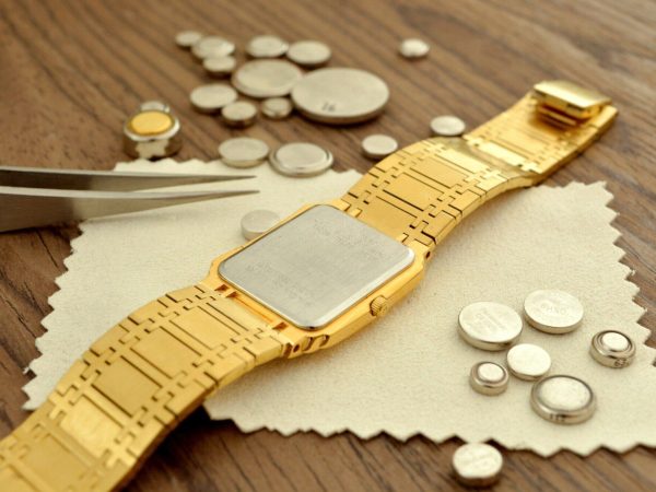 change battery in watch