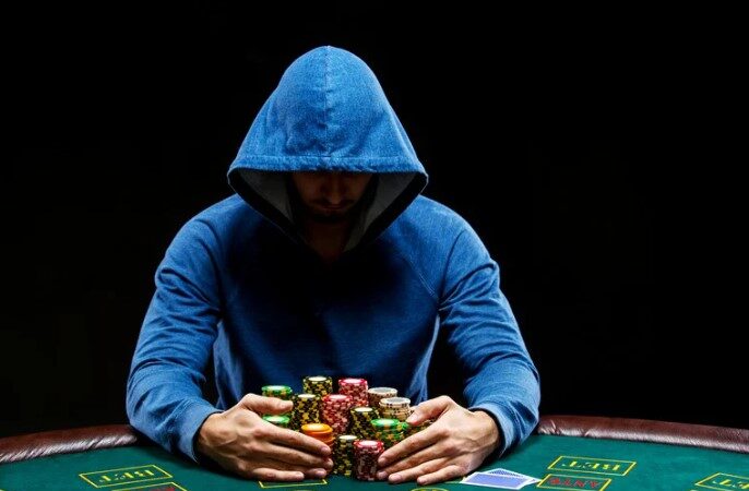 what is the lowest pocket pair in poker
